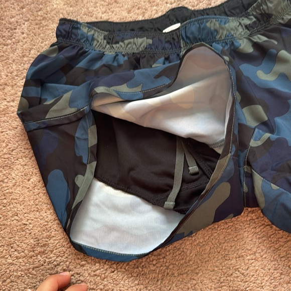 New Balance running shorts. Size S - Picture 2 of 3